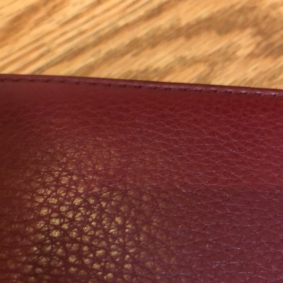 NWOT Marc Jacobs 100% Leather Oxblood Burgundy Maroon Red Fold Medium Wallet - Picture 6 of 12